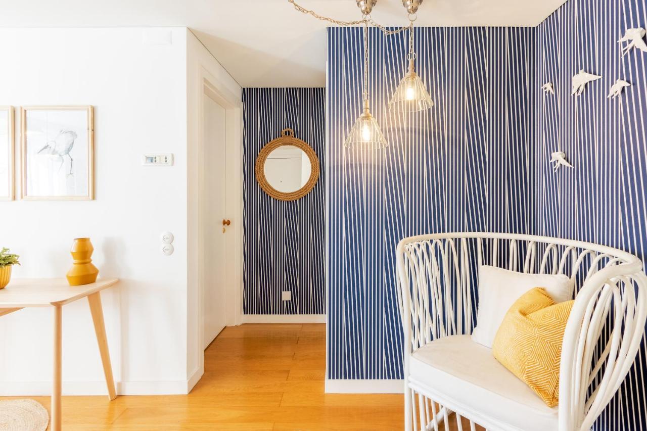 리스본 Joivy Chiado Self Check-In 2-Br Flat With Parking 아파트 외부 사진