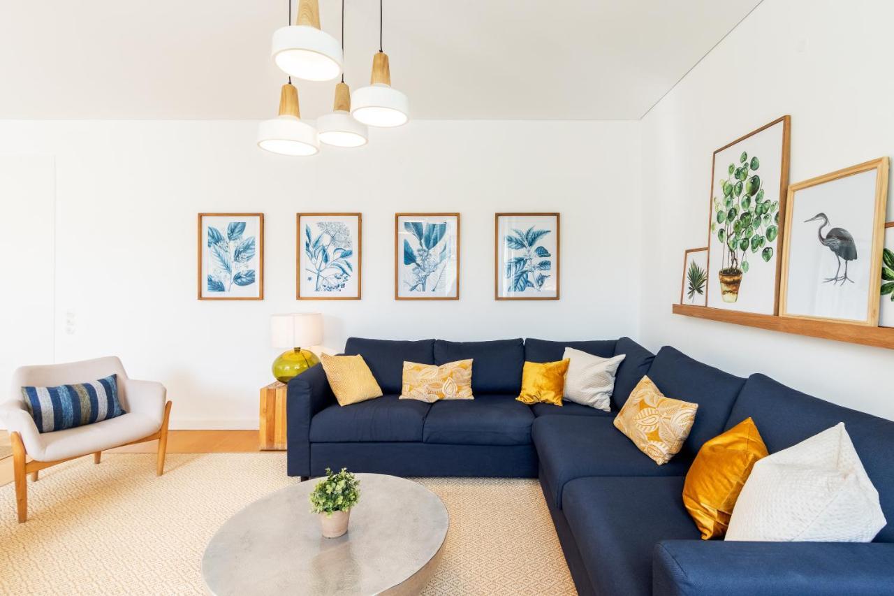 리스본 Joivy Chiado Self Check-In 2-Br Flat With Parking 아파트 외부 사진
